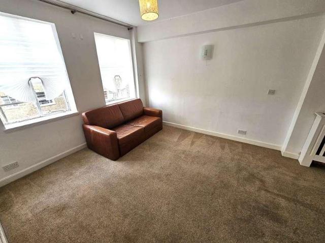 Apartment for rent in Hammersmith, Greater London