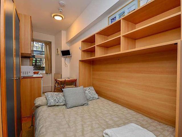 Apartment for rent in Earl's Court, Greater London