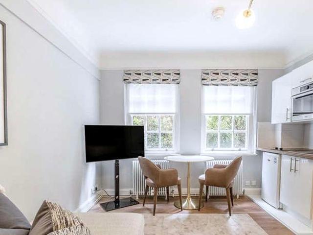 Apartment for rent in Chelsea, Greater London