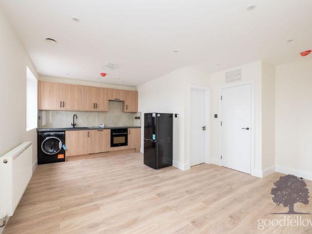 Apartment for rent in Carshalton Beeches, Greater London