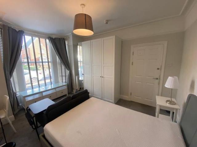 Apartment for rent in Midway, Kent