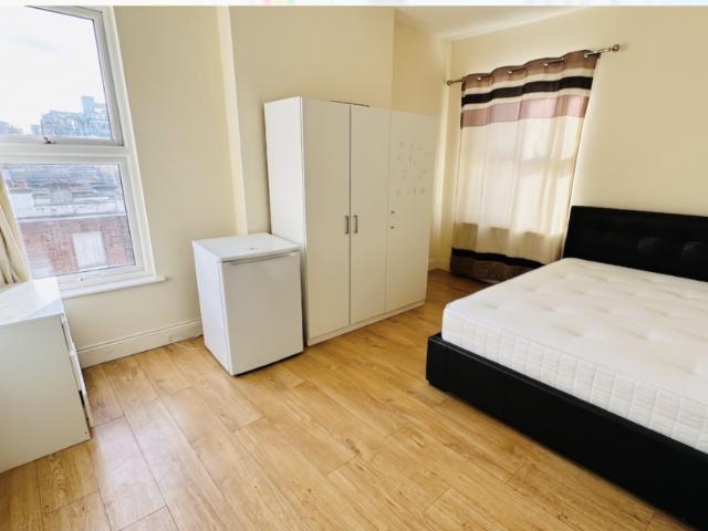 Flat for rent in Wealdstone, Greater London