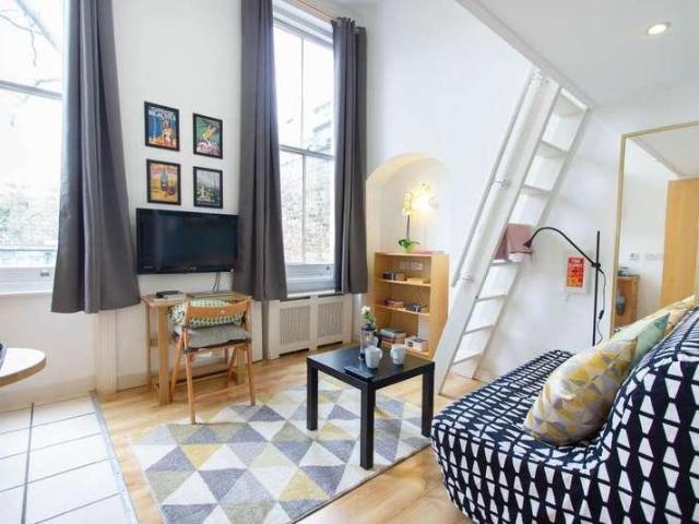 Apartment for rent in Earl's Court, Greater London