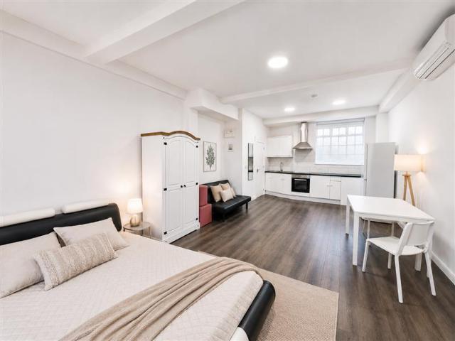Apartment for rent in Penge, Greater London