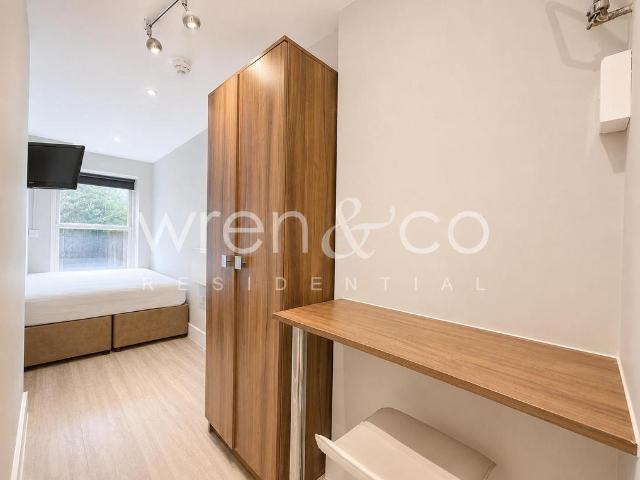 Flat for rent in Holloway, Greater London