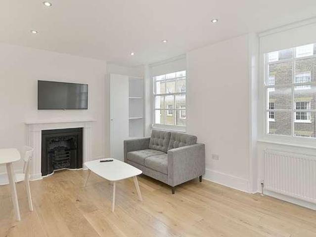 Apartment for rent in Chalk Farm, Greater London