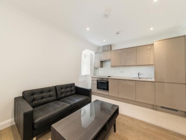Apartment for rent in South Kensington, Greater London