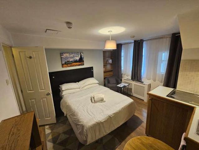 Apartment for rent in Covent Garden, Victoria