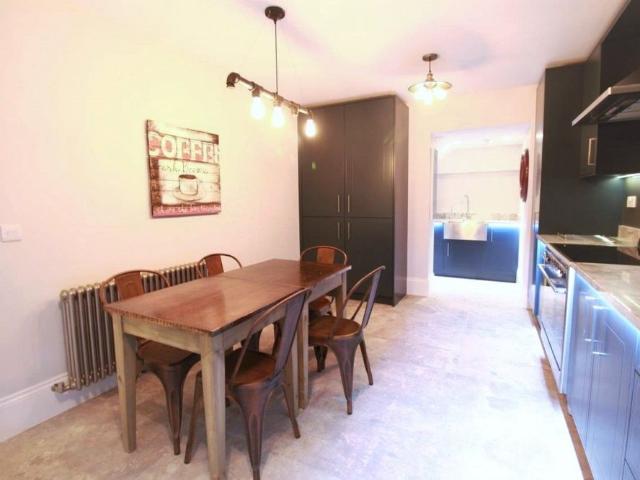 Room for rent in Crouch End, Greater London