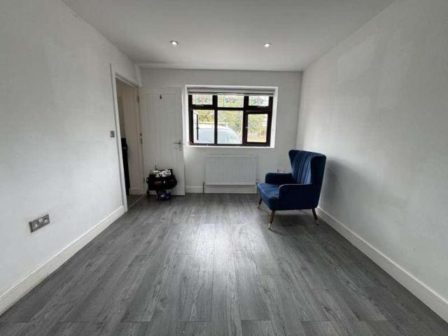Apartment for rent in Tilbury, Essex