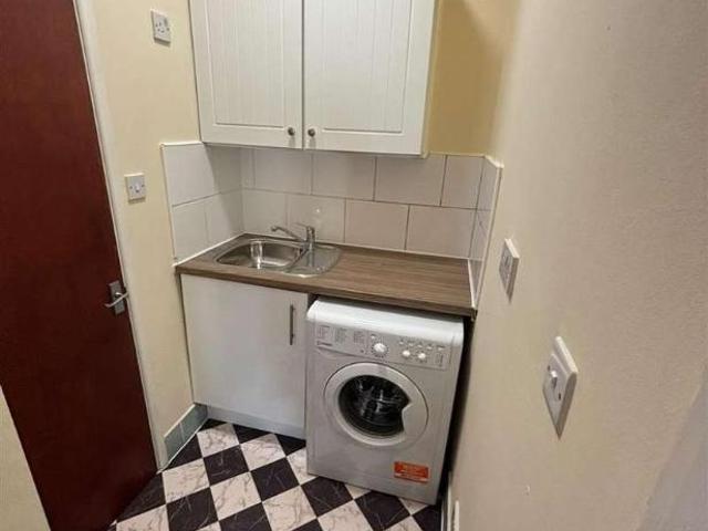 Apartment for rent in Edmonton, Greater London