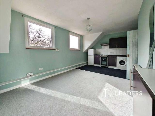 Apartment for rent in Aldermoor, City Of Southampton