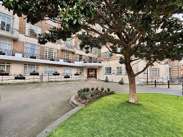 Apartment for rent in Marylebone, Greater London