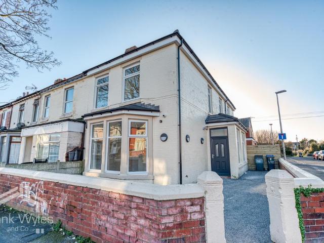 Flat for rent in Blackpool, Isle Of Man