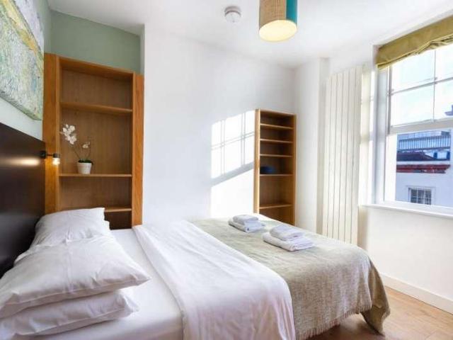 Apartment for rent in Chalk Farm, Greater London
