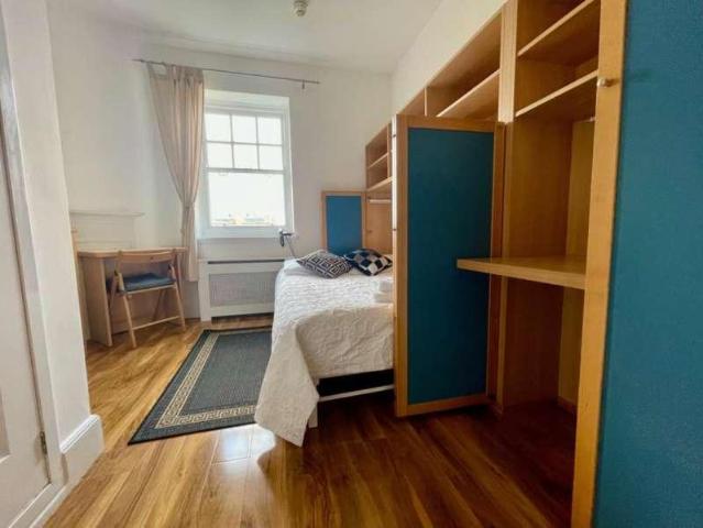 Apartment for rent in Hammersmith, Greater London