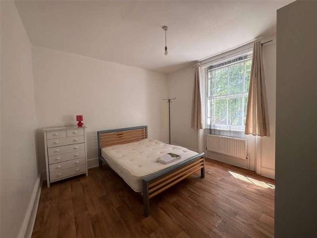 House for rent in Loughborough Junction, Greater London