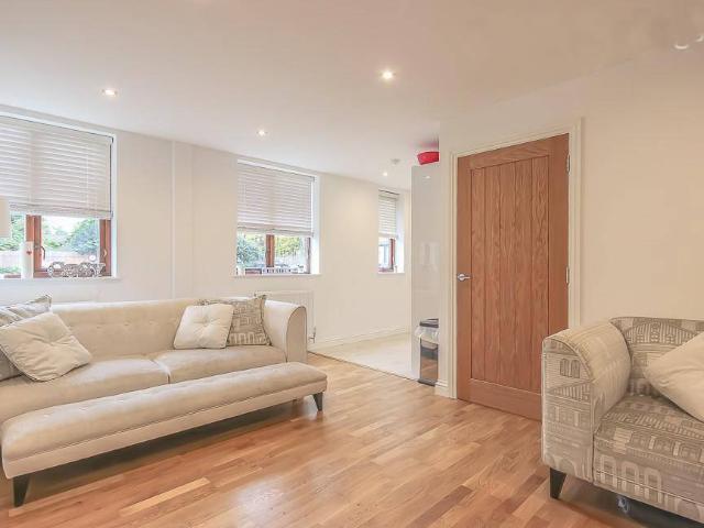 Apartment for rent in Hertford, Colliers End