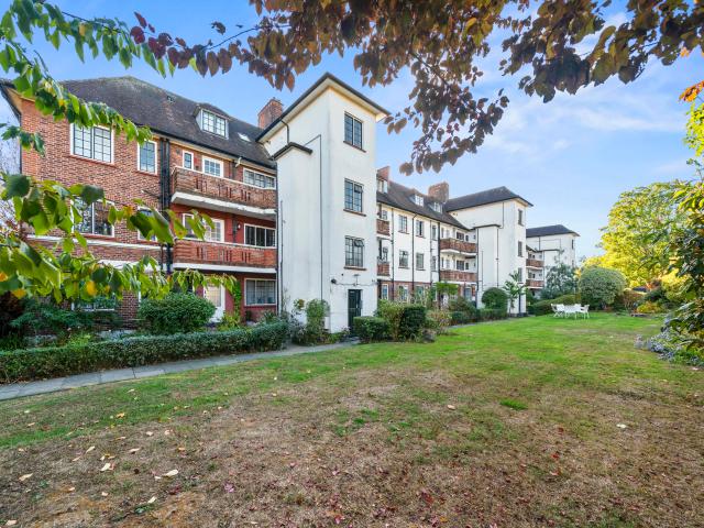 Apartment for rent in London Borough of Barnet, Greater London