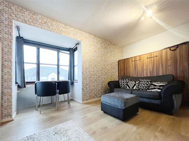 Apartment for rent in Beddington