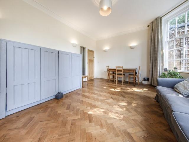 Apartment for rent in Cross In Hand, East Sussex