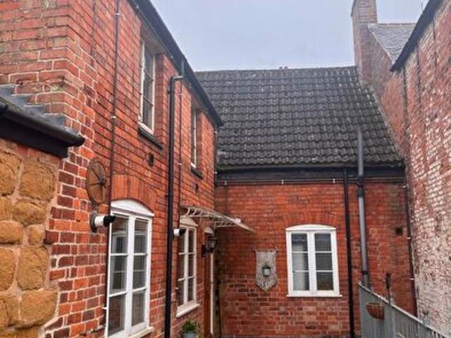 Apartment for rent in Brentingby, Leicestershire