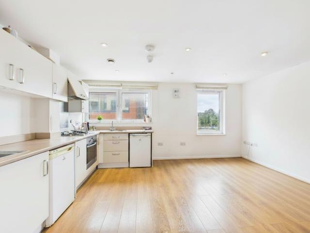 Apartment for rent in Slough