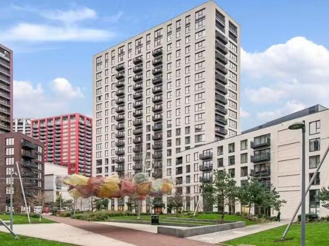 House for rent in Poplar, London City Island