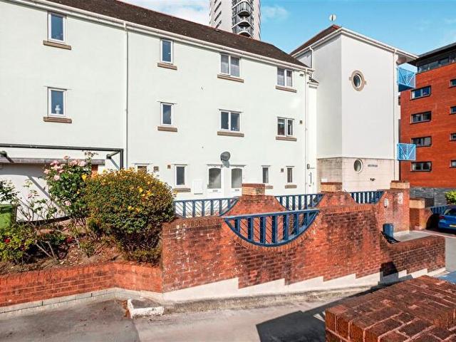 Apartment for rent in Nangreaves, Wales