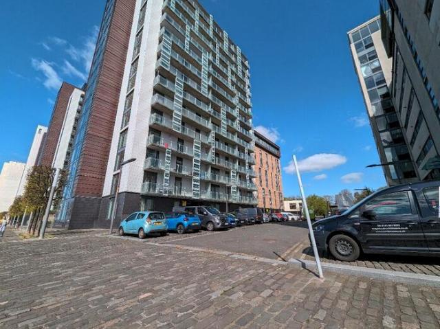 Apartment for rent in Broomhill, Scotland
