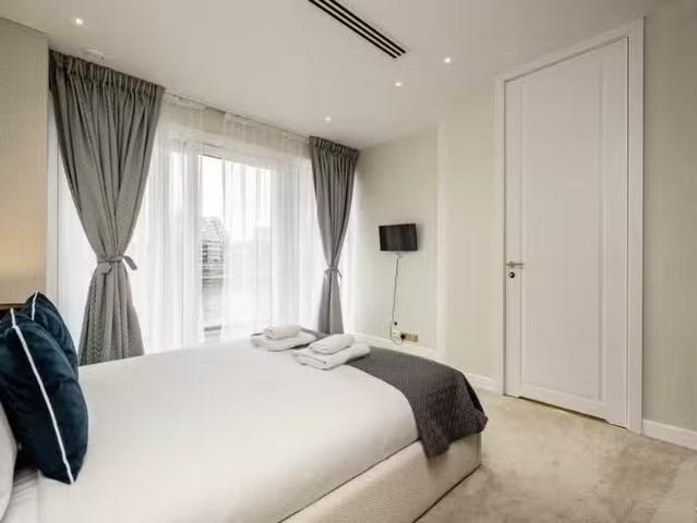 House for rent in Sands End, Fulham Riverside