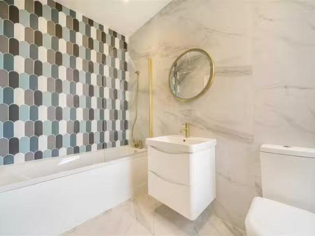 House for rent in Blackheath Park, Kidbrooke
