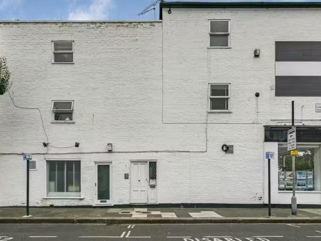 House for rent in Sands End, Fulham