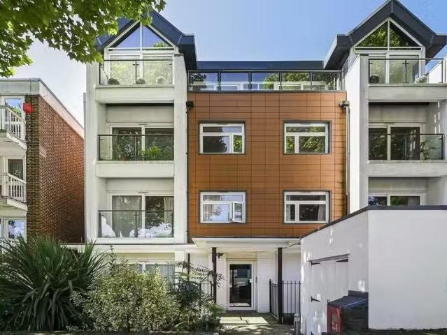 House for rent in Primrose Hill, West Hampstead
