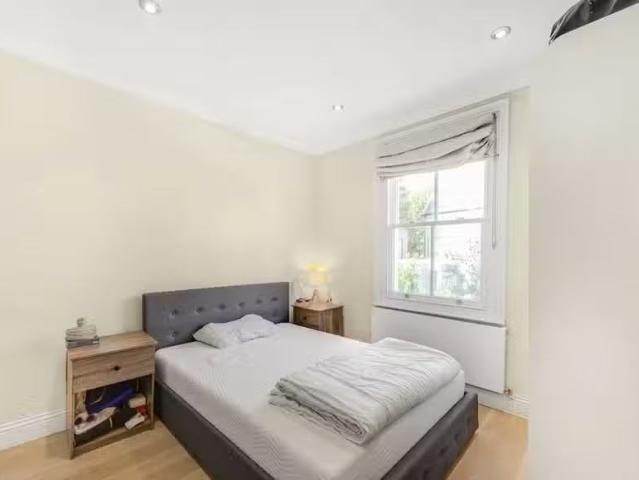 House for rent in Sands End, Fulham