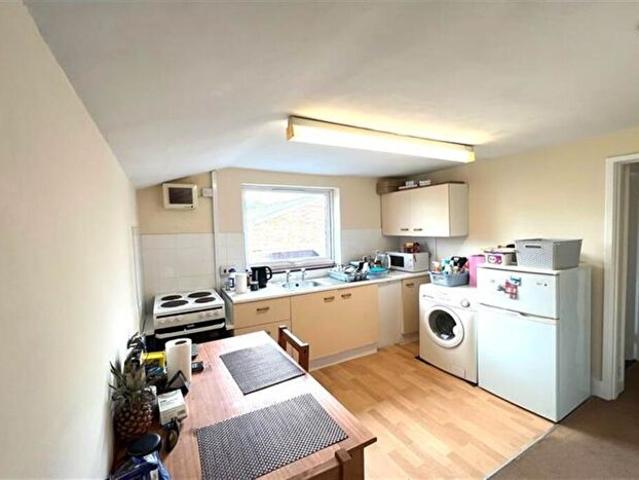 Apartment for rent in Highfield, The Slade