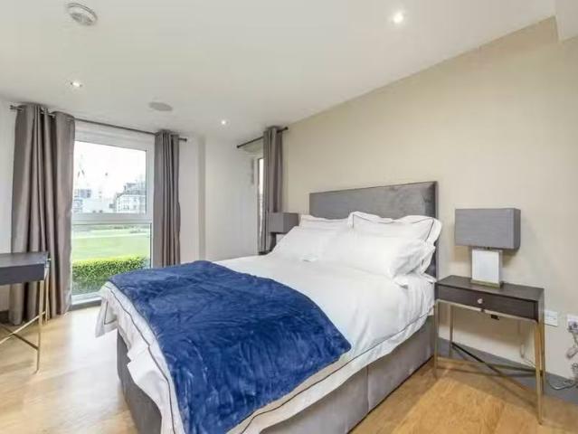 House for rent in Sands End, Imperial Wharf
