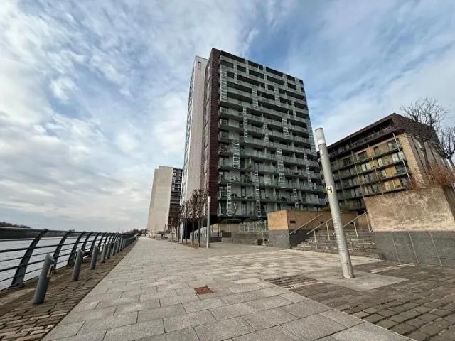 Apartment for rent in Broomhill, Scotland