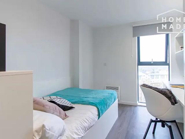 Apartment for rent in Robin Hood, The Slade