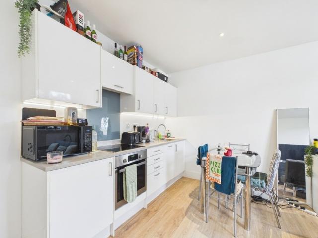 Apartment for rent in Newtown, Reading