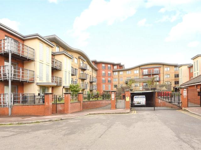 Apartment for rent in Reading