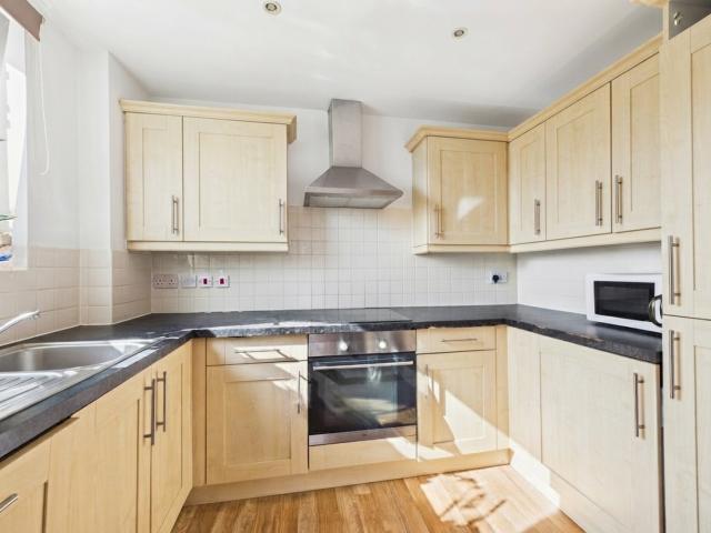 Apartment for rent in Chalvey, Slough