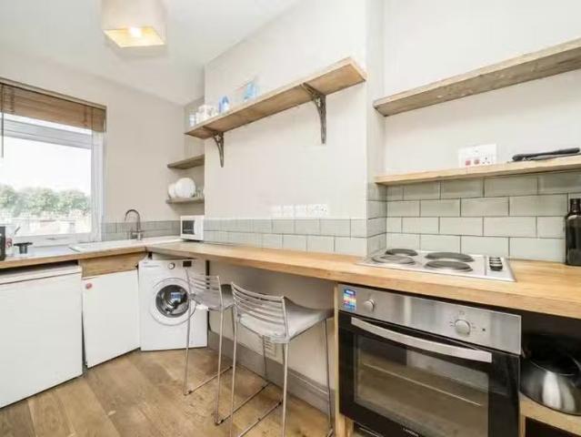 Apartment for rent in Sands End, Fulham