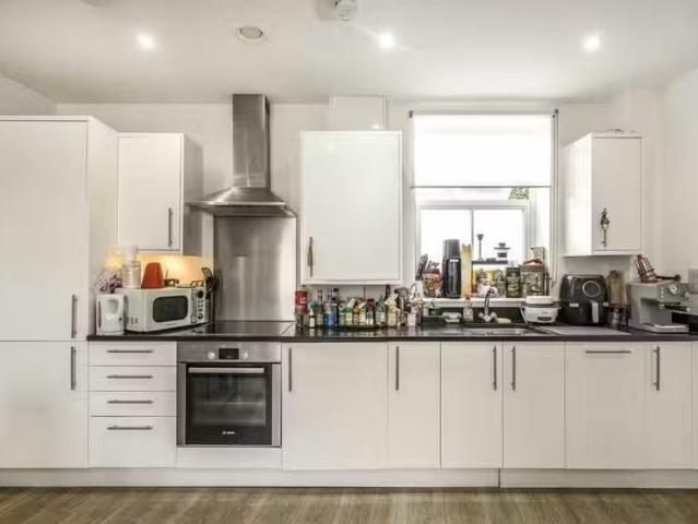 Apartment for rent in Camberwell, Camberwell
