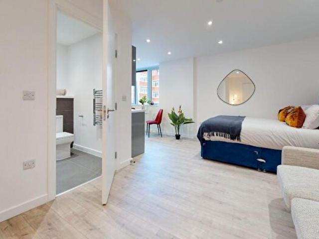 Apartment for rent in St Matthew's, Old Wharf