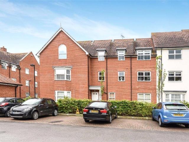Apartment for rent in Emmbrook, Wokingham