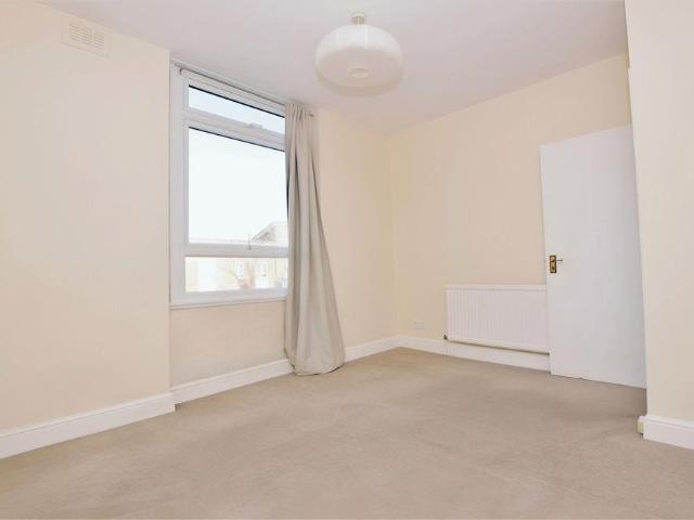 Apartment for rent in Nunhead, Greater London