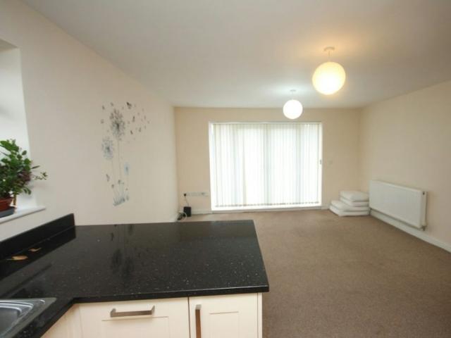 Apartment for rent in Biscot, Spring Park