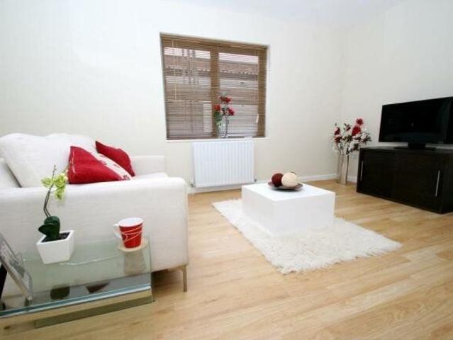 Apartment for rent in London Borough of Lewisham, Ladywell