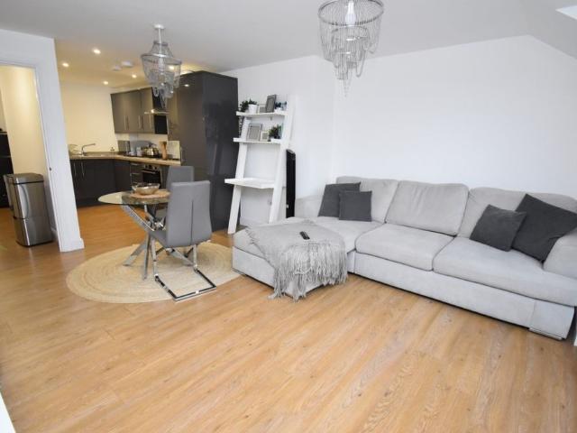Apartment for rent in Vinters Park, Midway